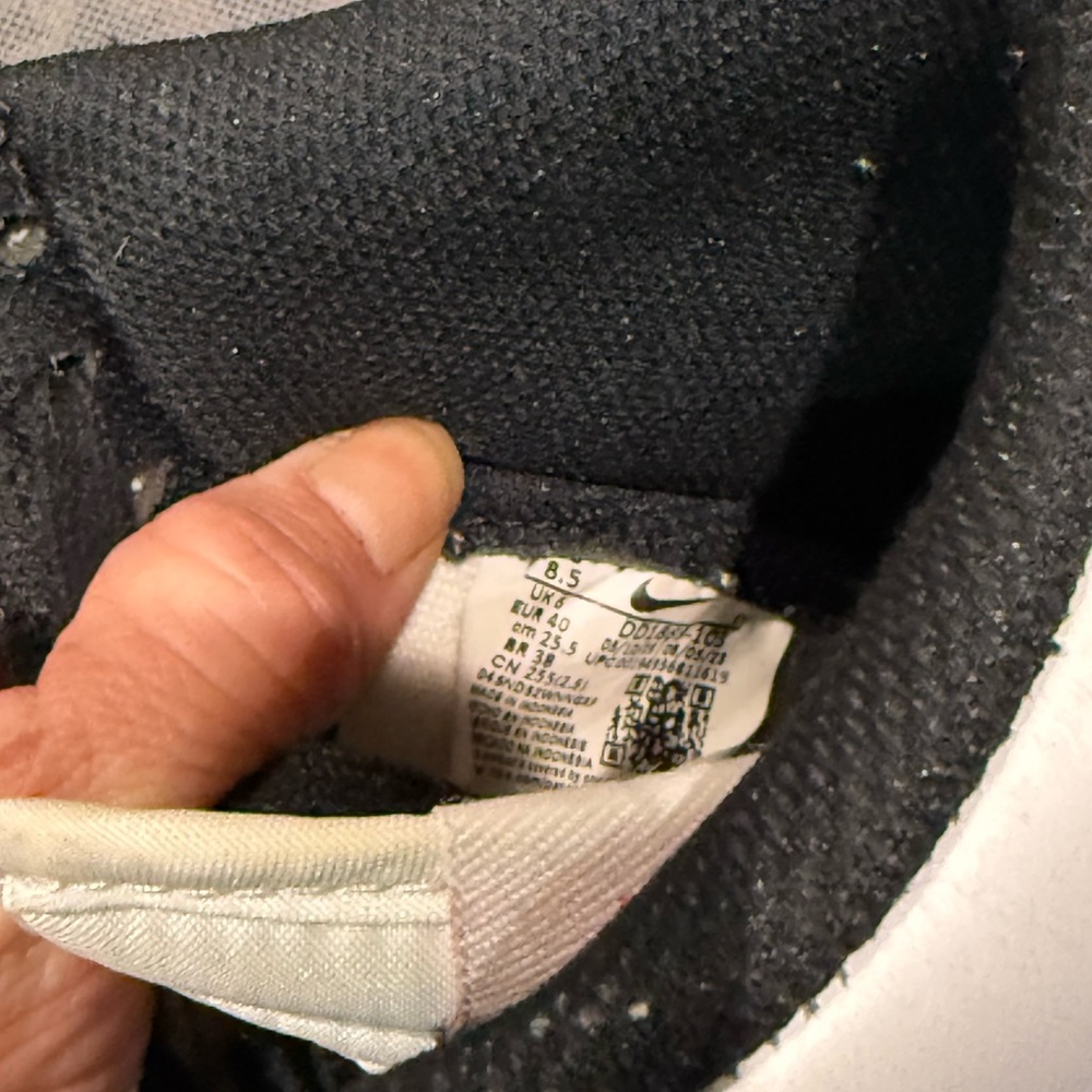 Nike Panda Dunks - image 4